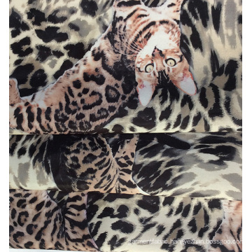 Animal Leopard Printed Polyester Woven Fabric